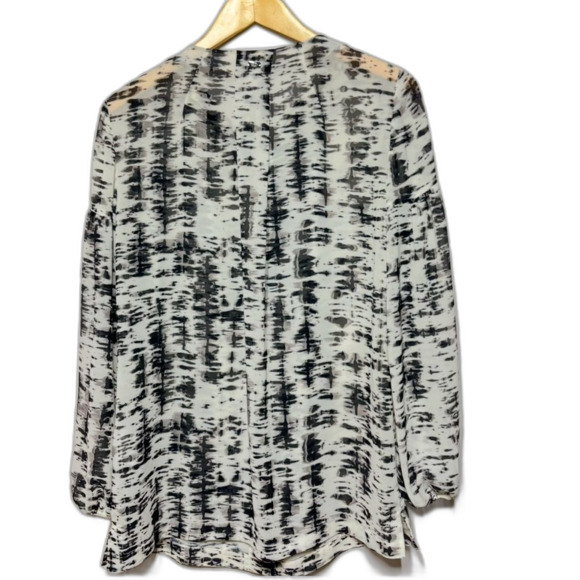 Escada Sport Nerlisa Long Sleeve Blouse Fantasy Abstract Black & White Print 6 - Picture 8 of 16
